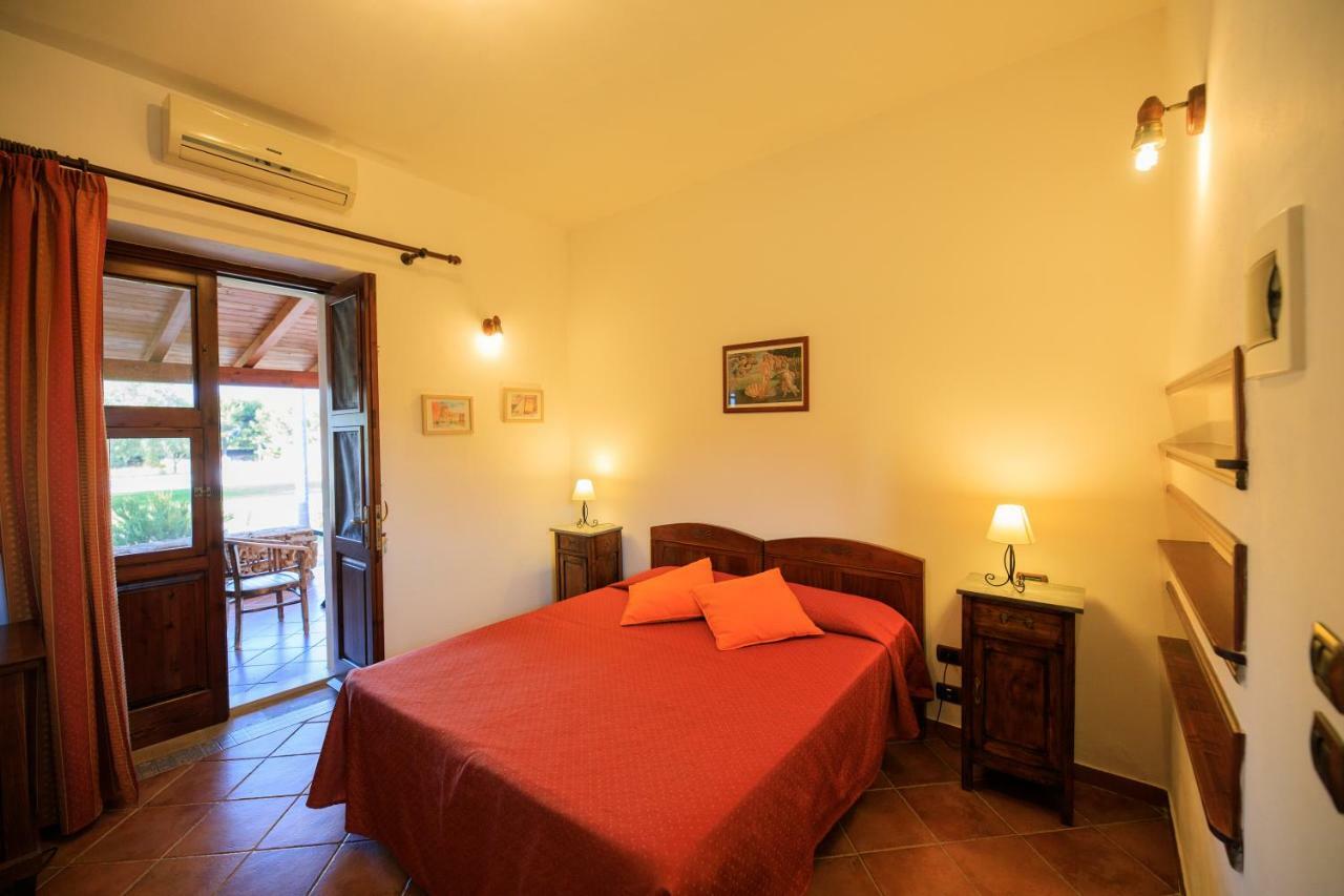 Agriturismo Masseria Sant' Elia Arenella  Zimmer foto